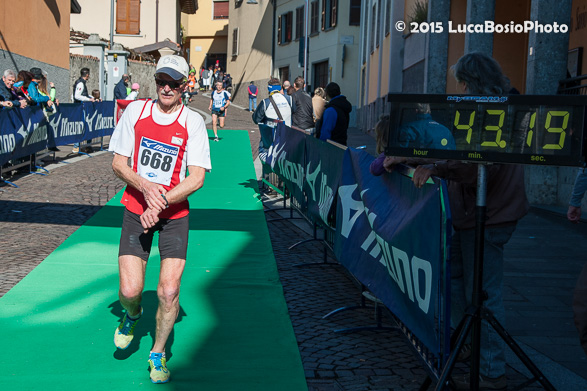 06 aprile 2015