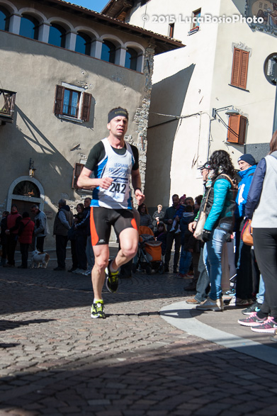 06 aprile 2015