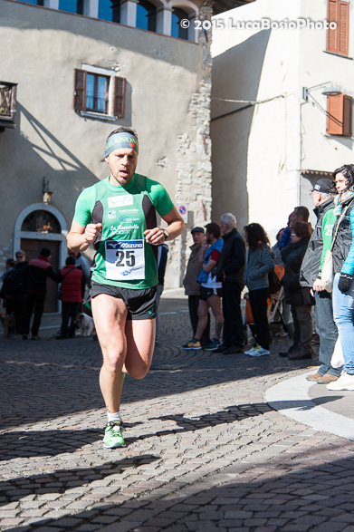 06 aprile 2015