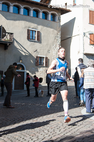 06 aprile 2015