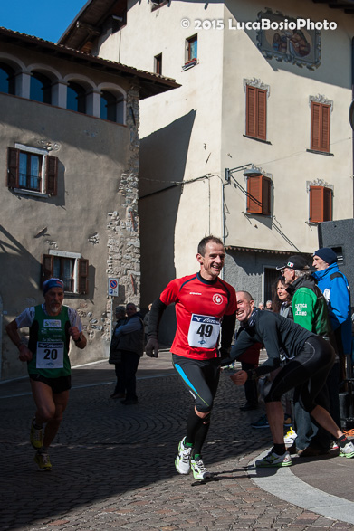 06 aprile 2015