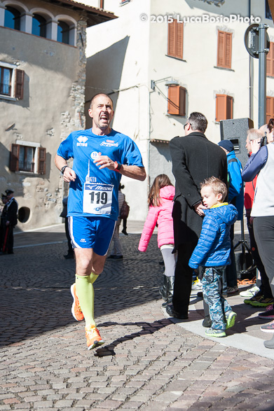 06 aprile 2015