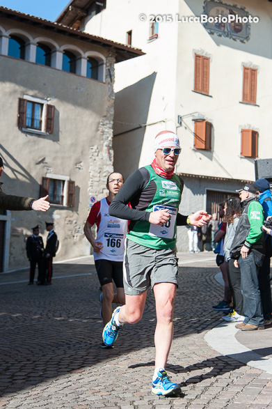 06 aprile 2015