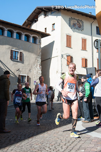06 aprile 2015