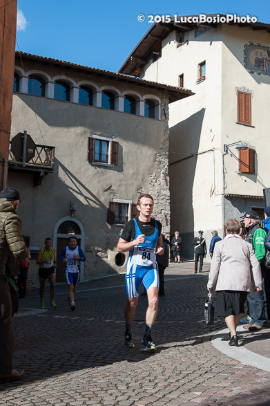 06 aprile 2015