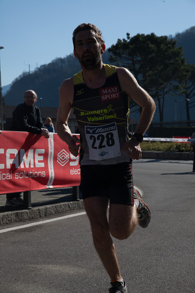 06 aprile 2015